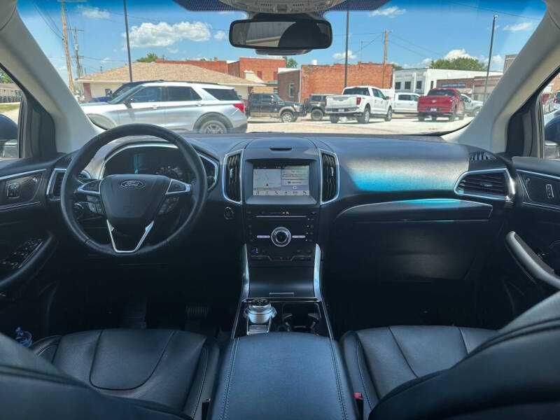 2019 Ford Edge Titanium