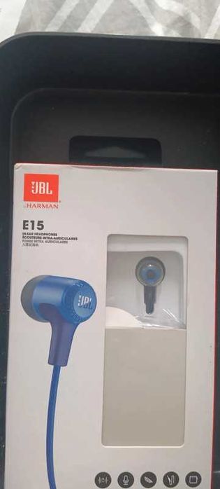 Słuchawki douszne JBL E15