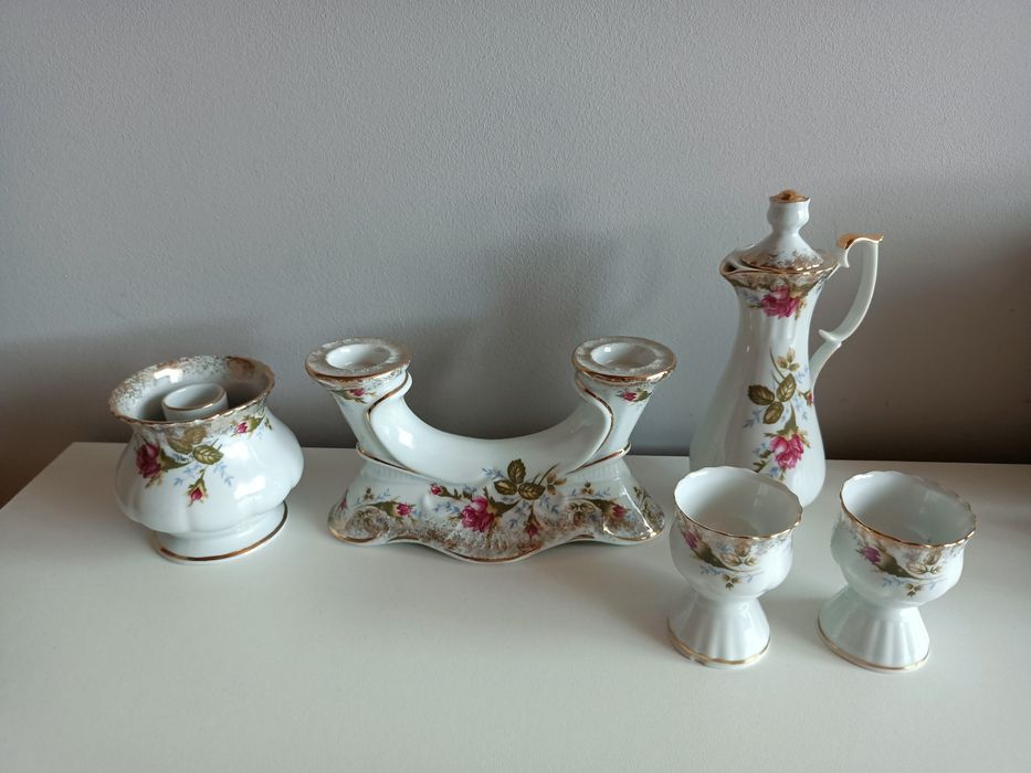 Zestaw porcelanowy Chodzież świecznik dzbanuszek 5 elementów