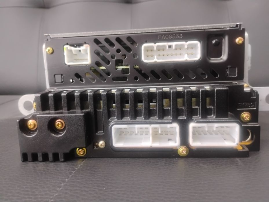 Radio Toyota RAV4 orginalne OEM