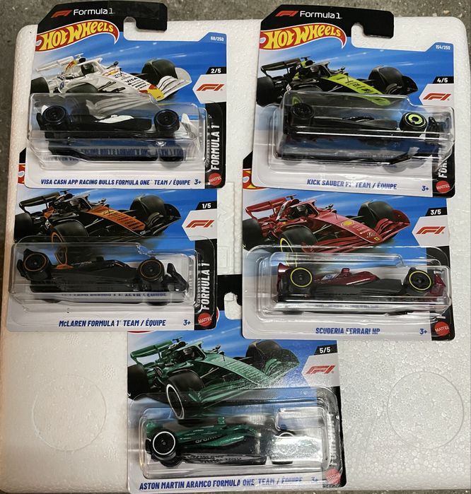Hot Wheels (serie Formula 1 completa) - Lote 5 carros