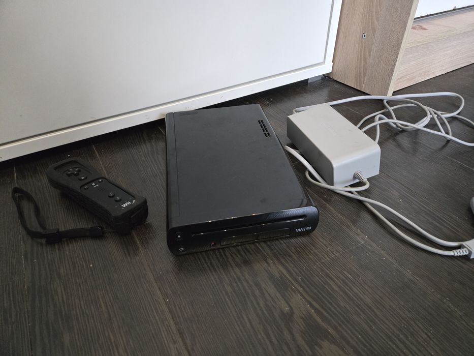 Nintendo wii U wiiu + zasilacz + Mario maker + pad