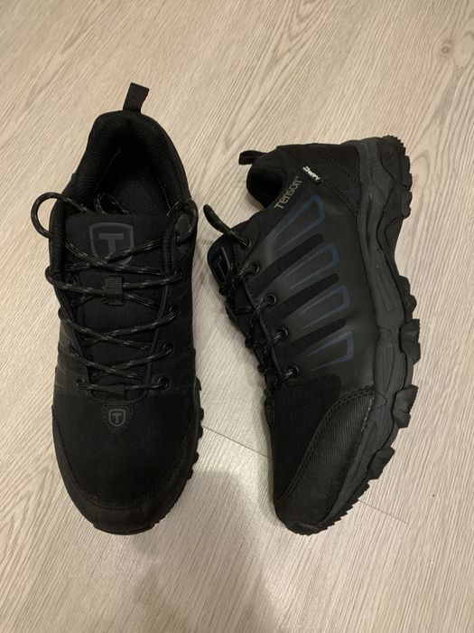 Кросівки трекінгові Tenson® NPC (43р 27см)Made in Swiss,мембрана,стан
