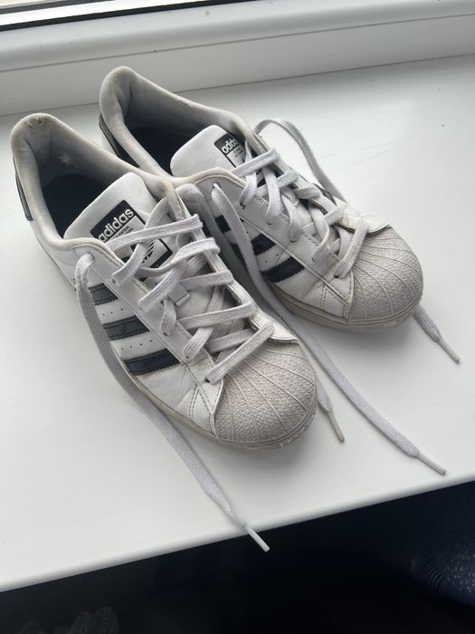 Adidas Superstar