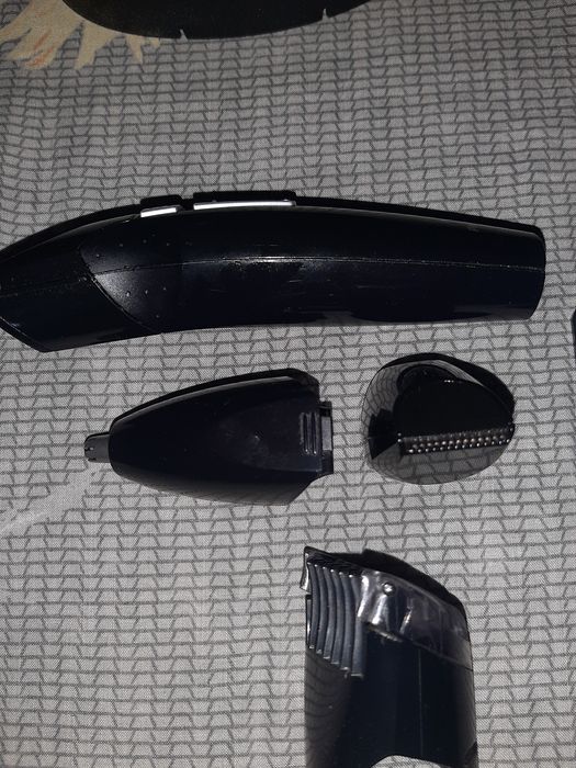Машинка для стрижки philips б.у рабочая.