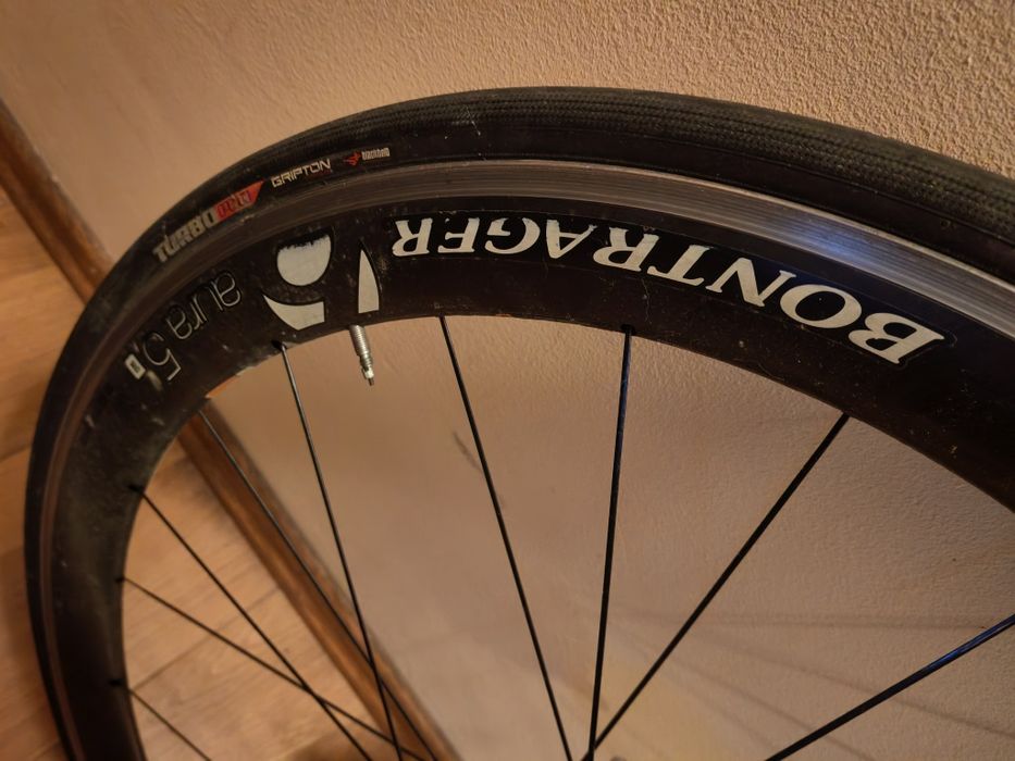 Bontrager Aura 5 – rodas de carbono de alto desempenho