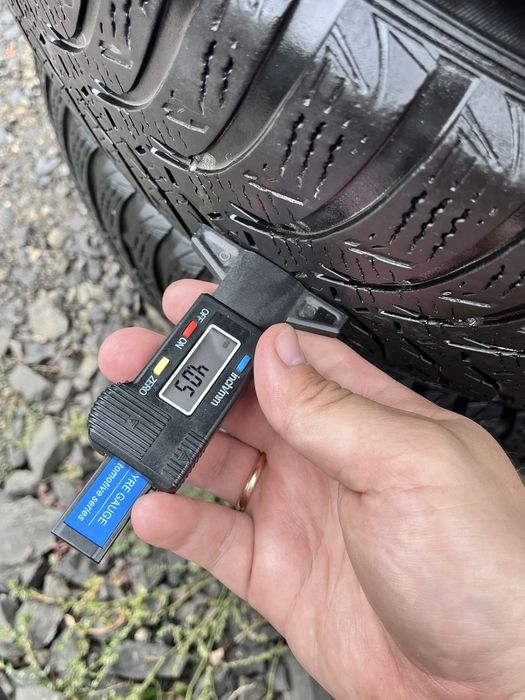 Зимова гума резина 205.60R16 Komho