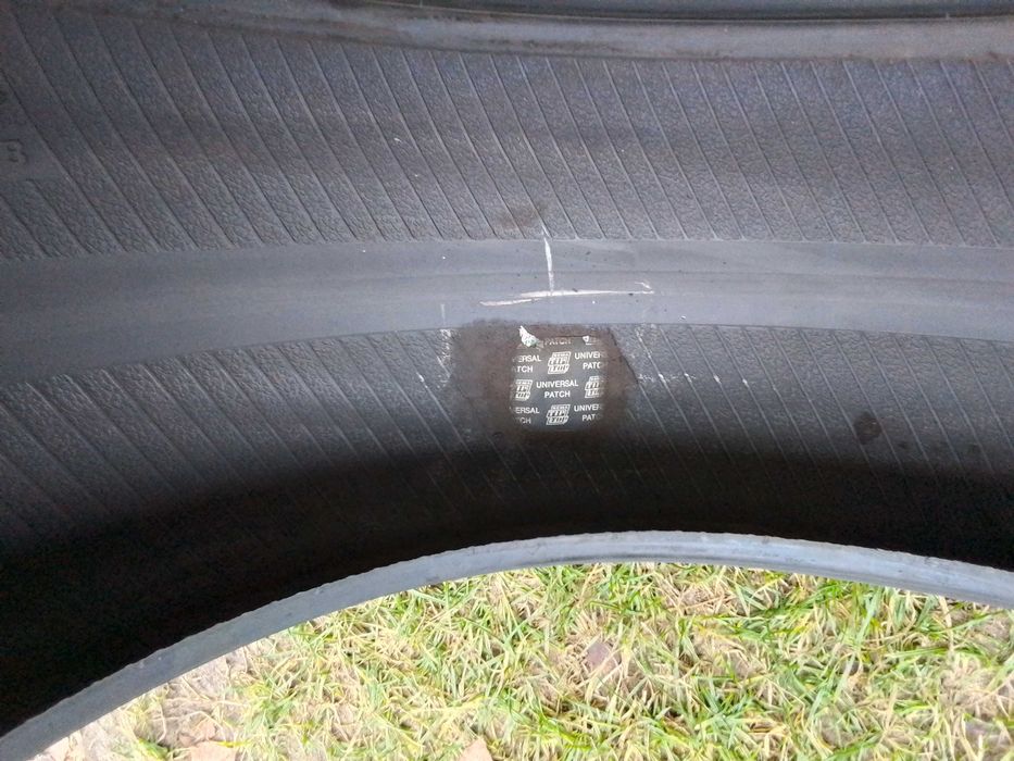 2 opony zimowe Kumho 235/45R18 rant, bieżnik 6mm.