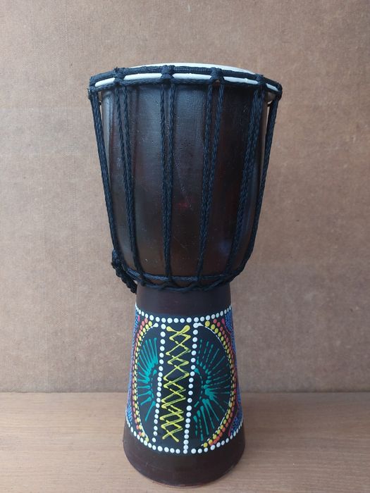 Djembe bębenek, bongos drewniany