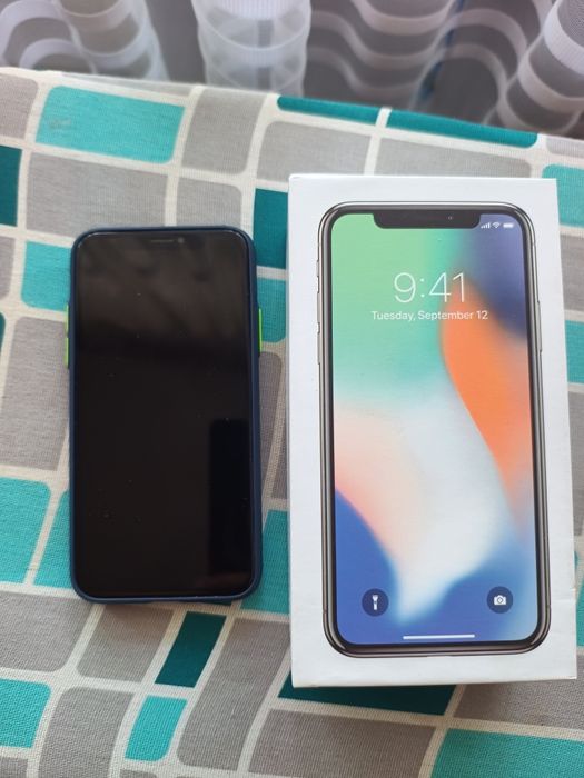 iPhone X (10) 64gb — На запчастини / відновлення