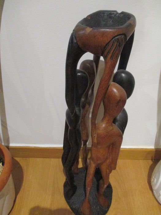 Cinzeiro rustico em madeira de 2 cores trabalhado