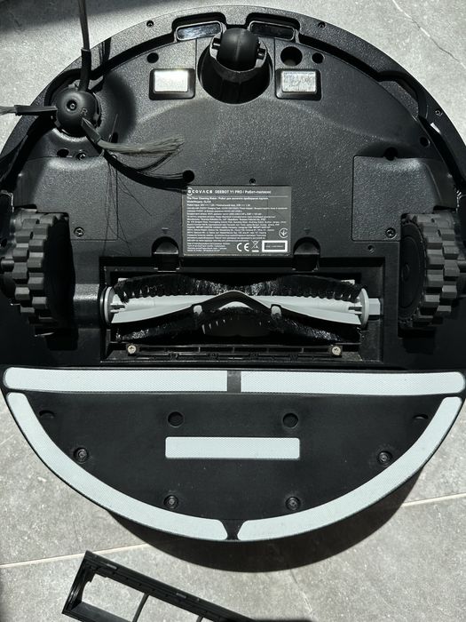 Робот пилосос ECOVACS DEEBOT Y1 PRO White