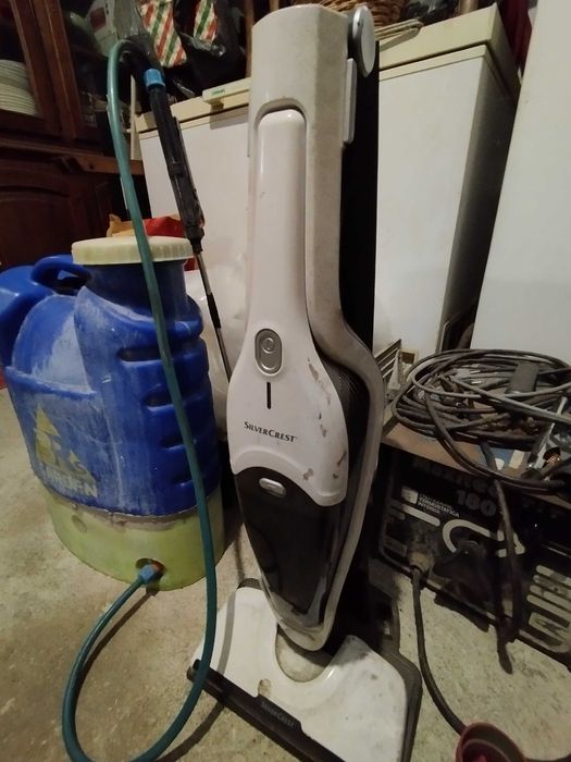 Máquina de sulfatar a bateria e aspirador a bateria