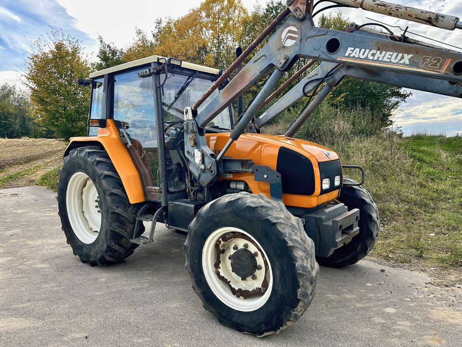 Renault Ceres 355x 96 Km