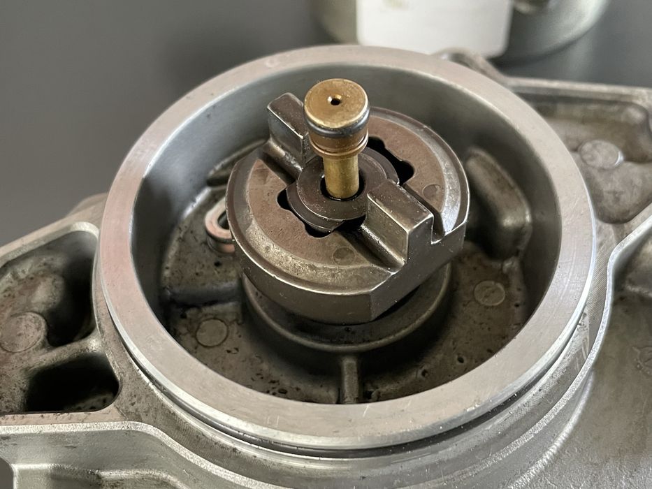 Вакуумний Насос Audi Q7 4L Ауді Ку7 Підсилювач Розборка Шрот