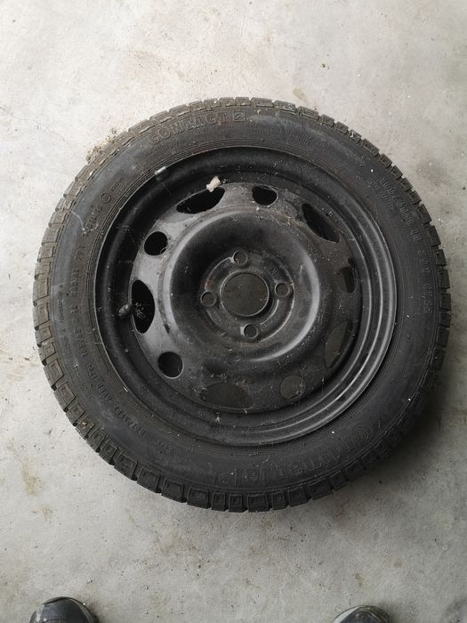 Jante com pneu xxxxxx