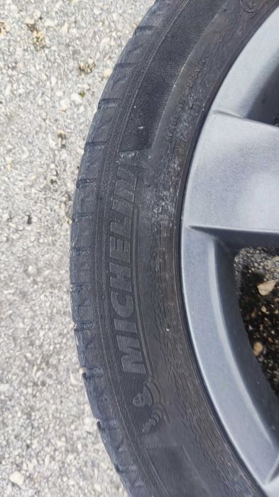 4 Jantes Peugeot R16 Alumínio + 16 Porcas, 2 Pneus Michelin+2 Kormora