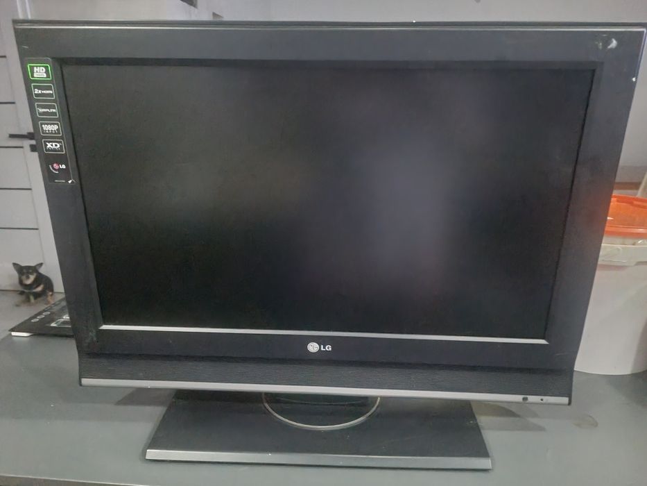 TV Telewizor 26 cali LCD LG 100% prawny bez pilota i zasilacza