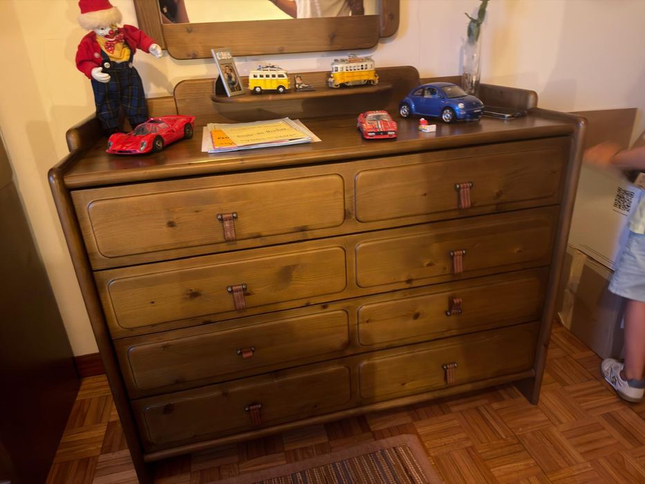 Cama+2mesinhas+cómoda+Roupeiro+Estante