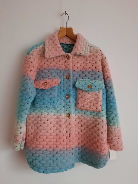 Damska narzutka kolorowa