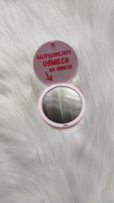 Małe lusterko do torebki