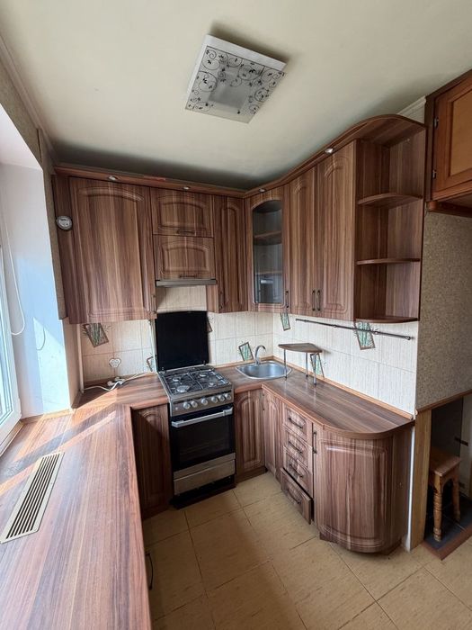 3 к квартира, площа 53 м2, гараж в подарунок. Держпрограми