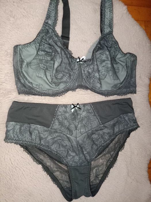Komplet damski Bonprix 95 E/46