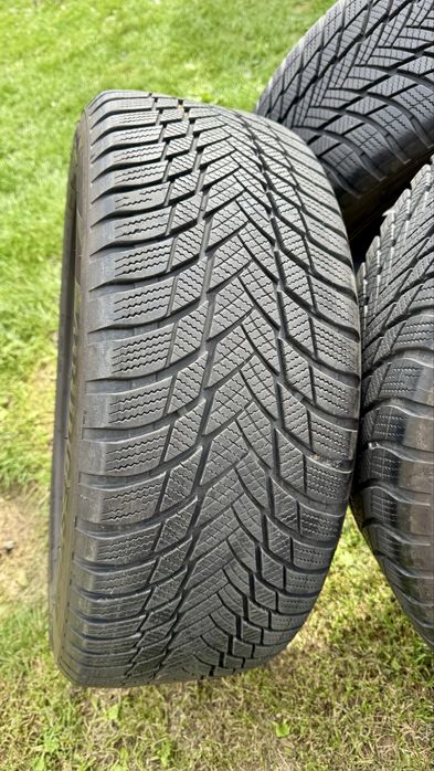 Opony zimowe Bridgestone Blizzak lm001 225/55 R17 97V