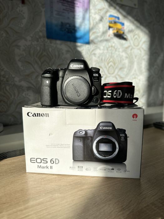 Фотоапарат Canon EOS 6D Mark II Body повна комплектація