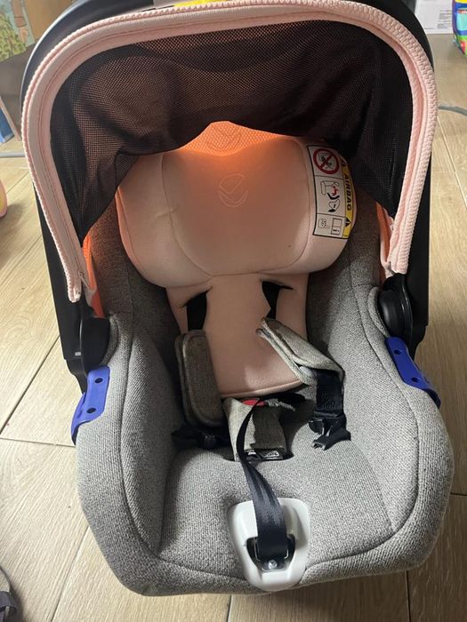 Carrinho de bebé + ovo (novo)