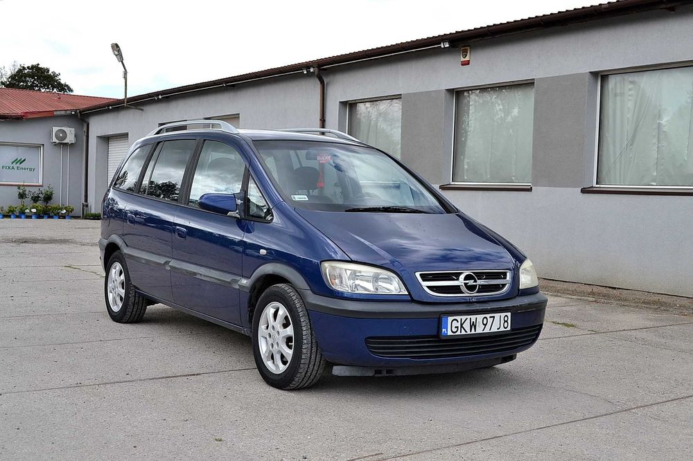 Opel - Zafira  1.8 cm benzyna , klima , 2004 r , 7-mio osobowy , okazja !