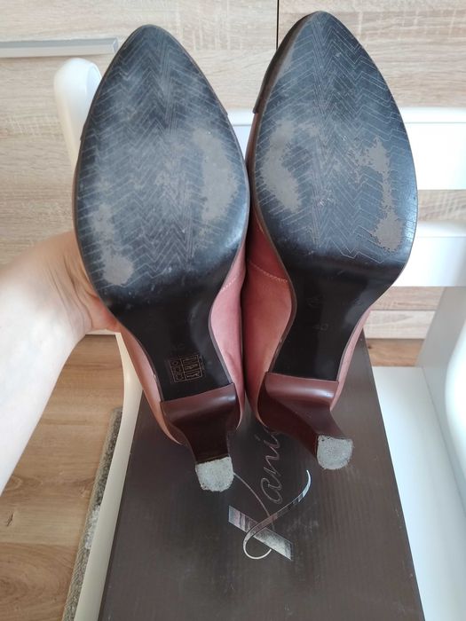 Buty na obcasie Kaniowski skórzane, eleganckie r.40/25.5 cm