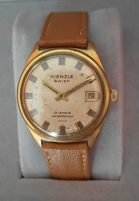 Relógio Kienzle a corda manual