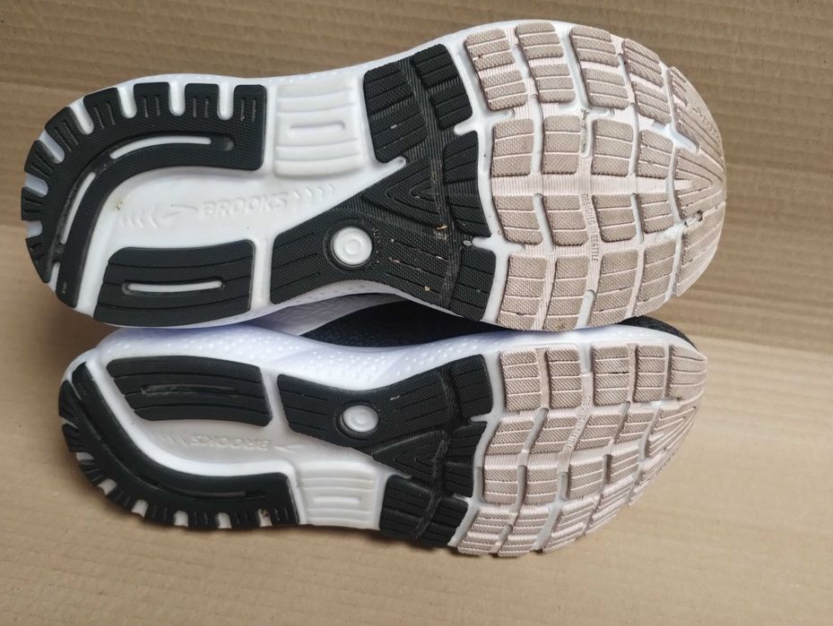 buty do biegania biegowe 40,5  Brooks Ghost 16  bdb
