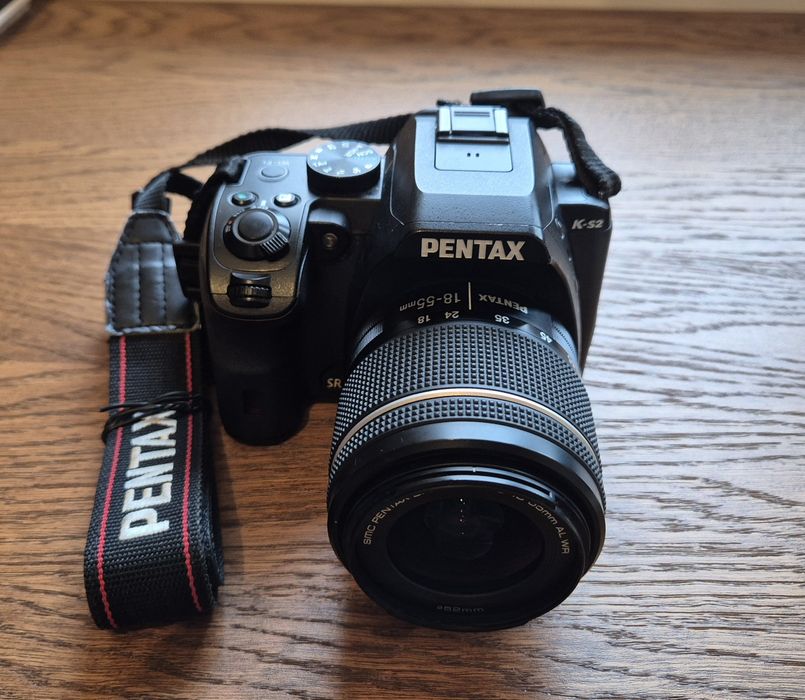 Aparat Pentax K-S2 + obiektyw 18-55 mm jak nowy