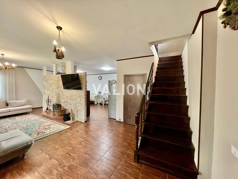Продаж будинку з ремонтом у  Димері, 35 хв.до метро Героїв Дніпра