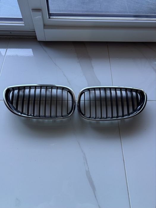 Ніздрі пара e60