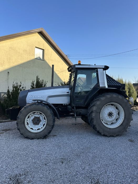 Ciaknik Valtra 8300 ,1992 rok ,140KM