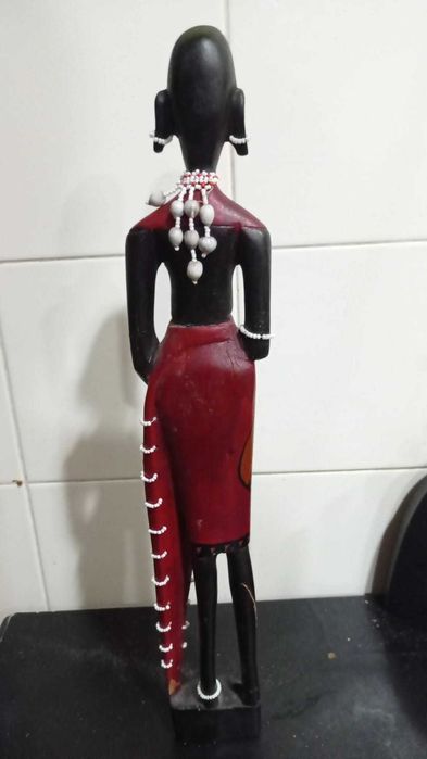 Par de estatuetas africanas.