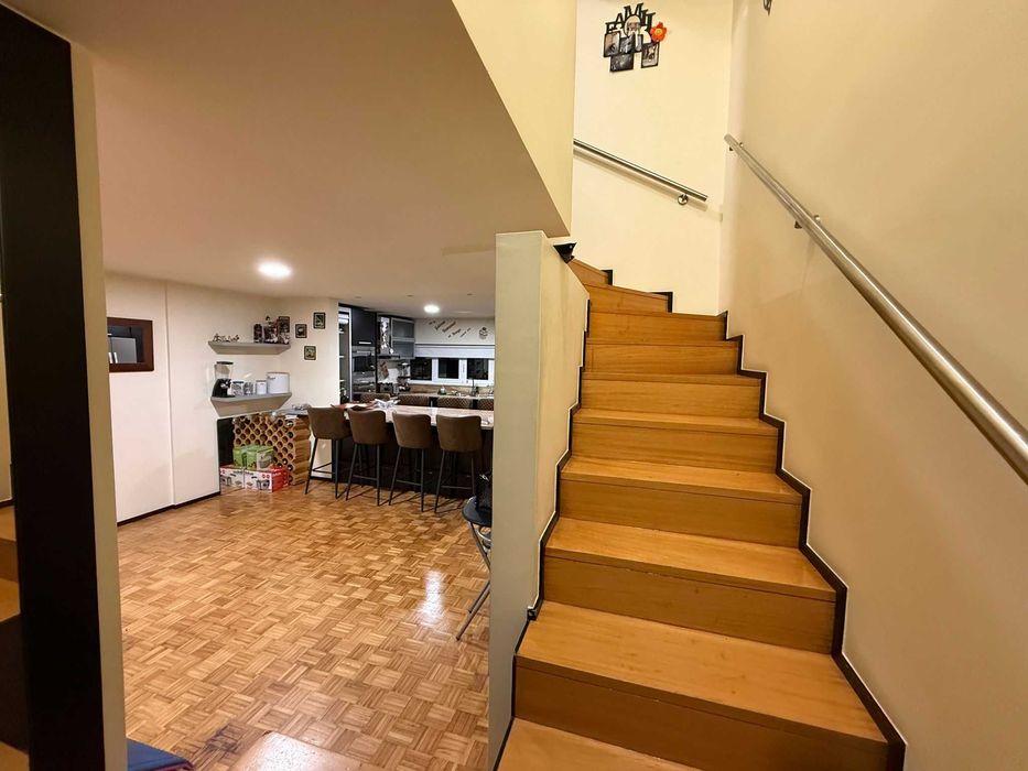 Apartamento T2 Remodelado em Creixomil-Guimarães