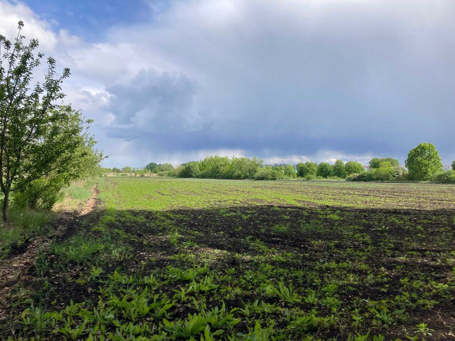 Продам земельну ділянку під комерцію у Вінниці, чудова локація!