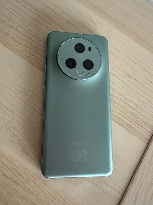 Honor Magic 5 Pro