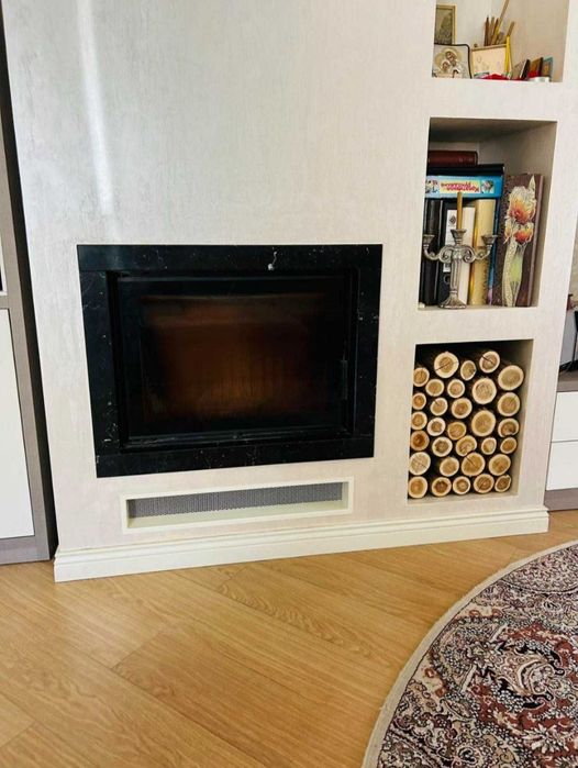 Будинок з ремонтом, технікою та меблями, є газ