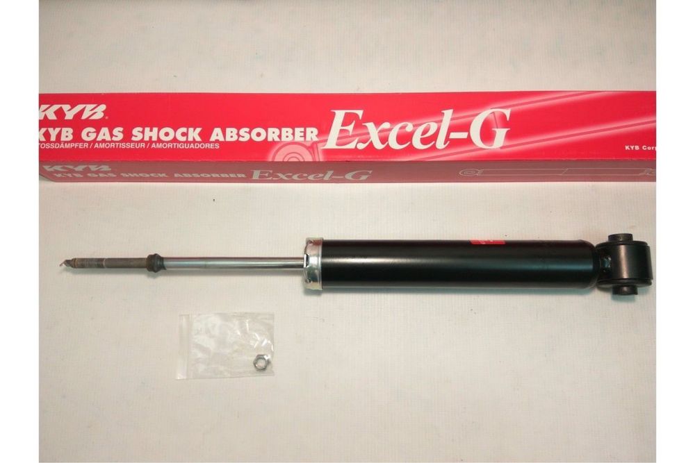 349040. Это двухтрубный газомасляный задний амортизатор серии Excel-G от известного японского производителя KYB (Kayaba).