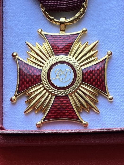 Złoty Krzyż Zasługi III RP