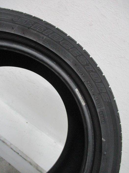 2x 255/40R17 Bridgestone Potenza RE050A 5mm 10r.