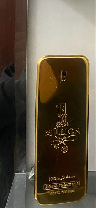 Vendo perfumes ja usados a meio