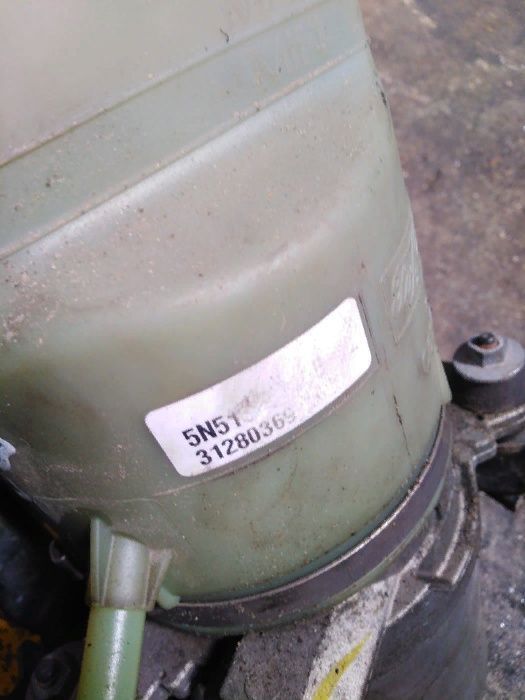 Bomba de Direção Assistida Volvo V50 Ref.: 5N51... / 31280.369