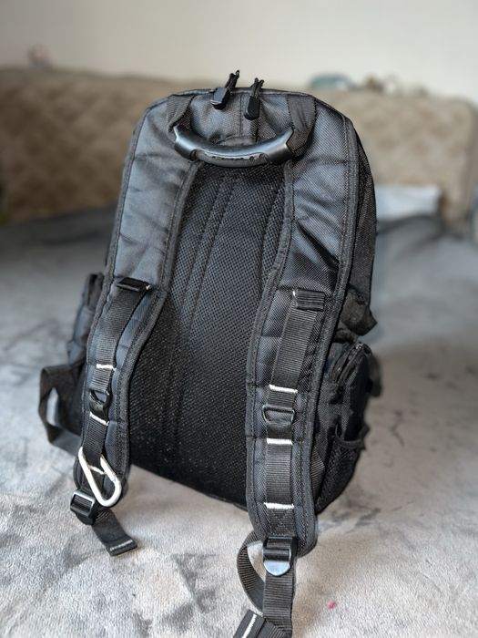 Супер удобный и надежный рюкзак бренда Targus