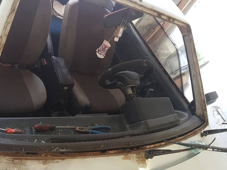 АВТОСТЕКЛО ЗАМЕНА (возле Магдональд) Сервис по замене авто стекол